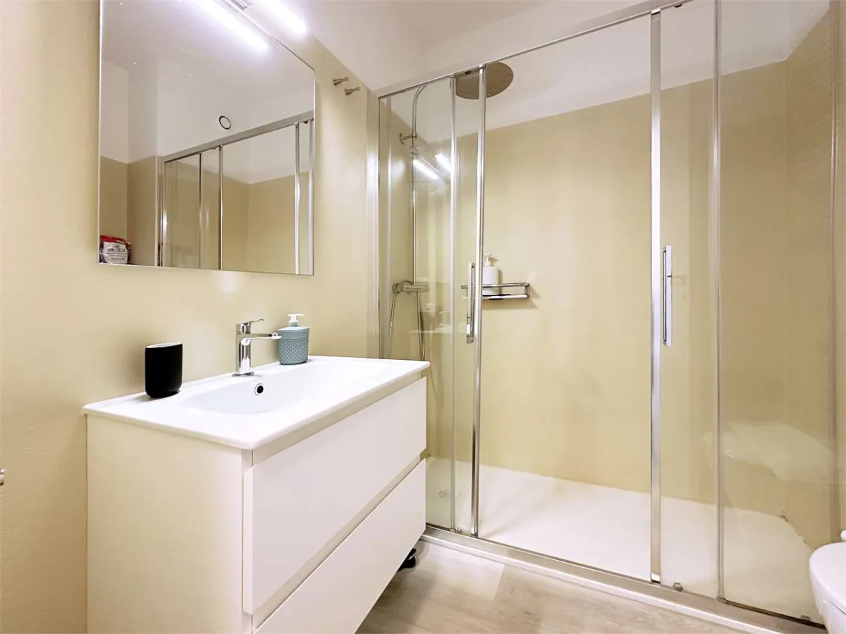 Lugano zu verkaufen  Wohnung Schweiz - cChic-immoHub Ihr Immobilienportal