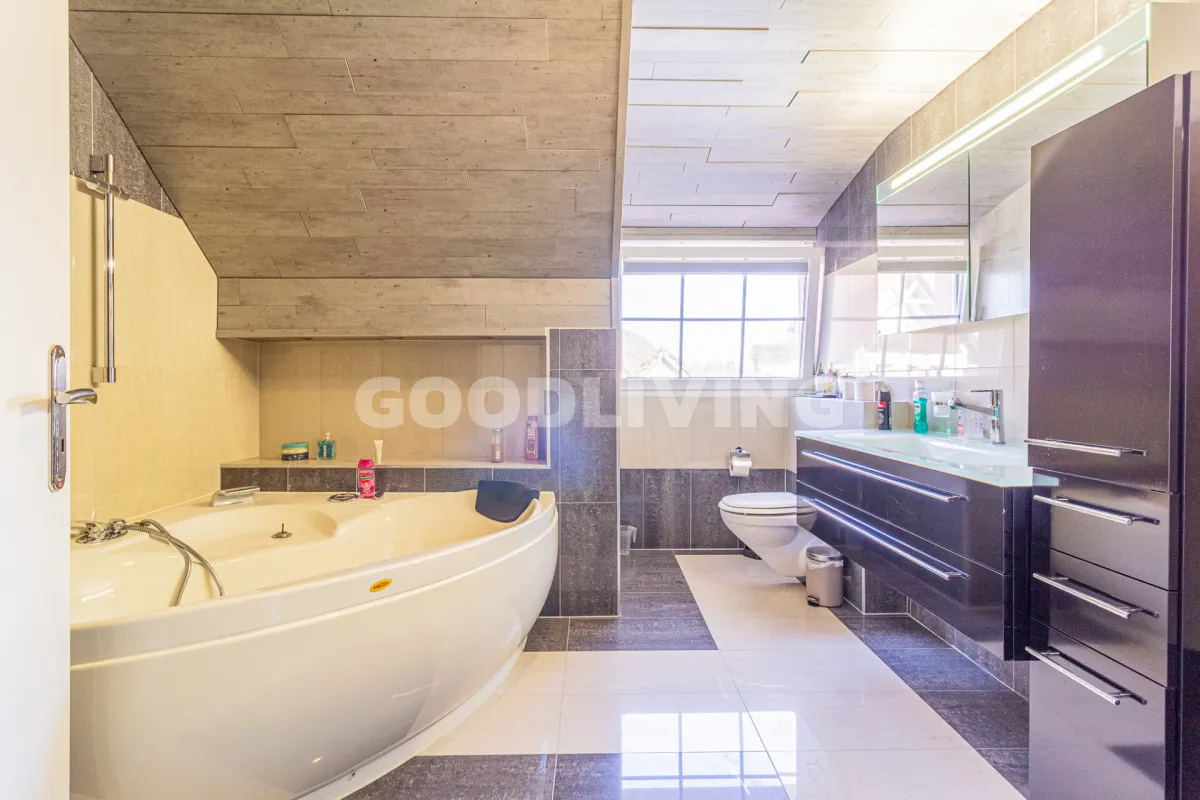 Rümlang In vendita Casa annessa Svizzera - 
cChic-immoHub Il vostro portale immobiliare