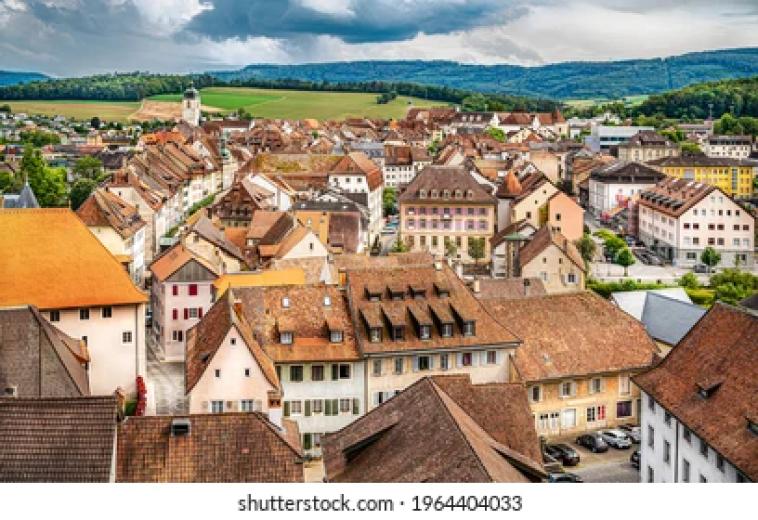 In vendita Casa bifamiliare Porrentruy Svizzera - collaborazione con il portale immobiliare Smart-Propylaia