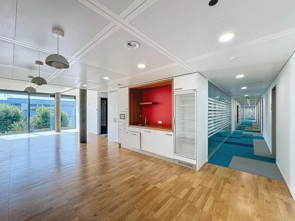 Vernier zu verkaufen  Büro Schweiz - cChic-immoHub Ihr Immobilienportal