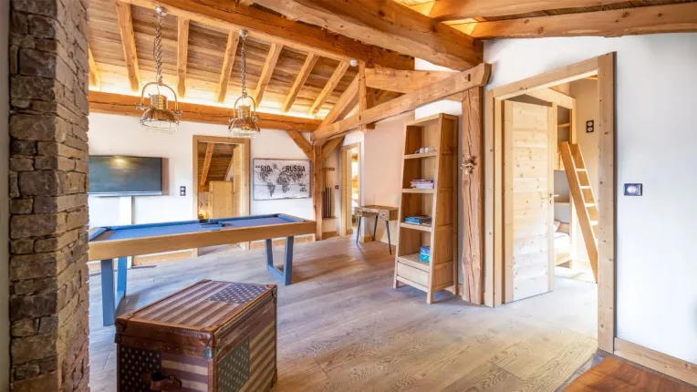 House for sale in Châtel (16)