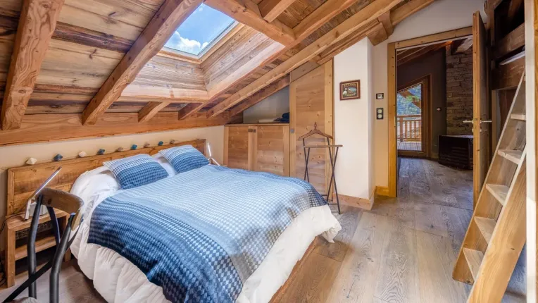 House for sale in Châtel (18)