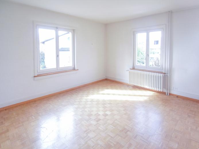 Wohnung zu vermieten in Aarau - Helle, zentral gelegene Wohnung im Telliquartier - Smart Propylaia (3)