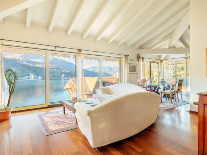 Haus zu verkaufen in Porto Ceresio - Villa zu verkaufen in Porto Ceresio, 8 Zimmer, 450 m2 - Smart Propylaia (3)