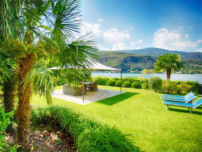 Haus zu verkaufen in Porto Ceresio - Villa zu verkaufen in Porto Ceresio, 8 Zimmer, 450 m2 - Smart Propylaia (12)