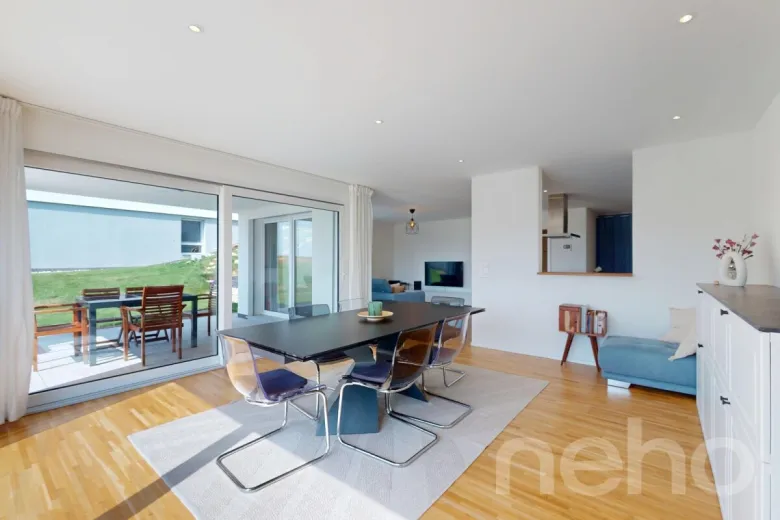 In vendita Casa unifamiliare Lignières Svizzera - collaborazione con il portale immobiliare Smart-Propylaia