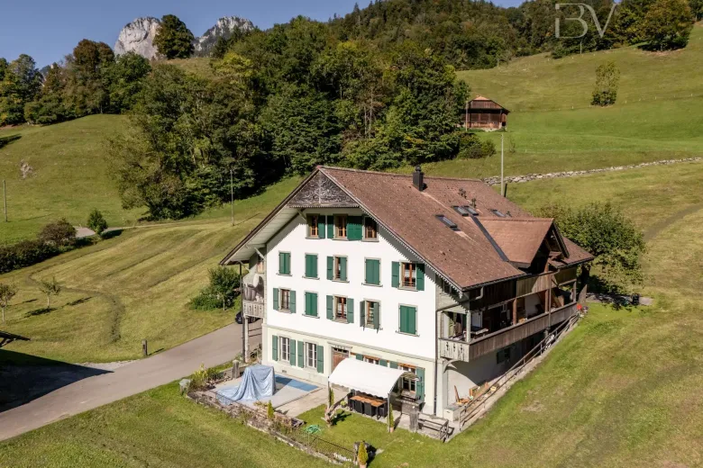 Zu verkaufen Mehrfamilienhaus Boltigen Schweiz - Schweiz - cChic-immoHub Ihr Immobilienportal