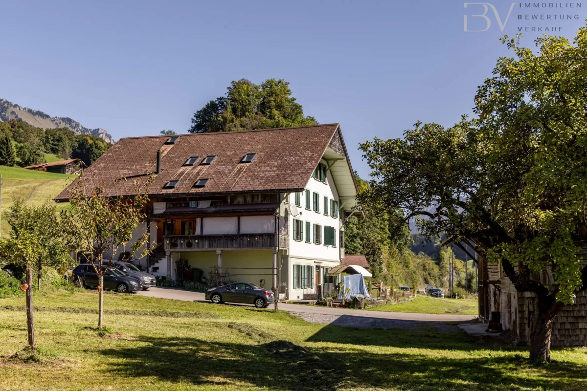 Boltigen zu verkaufen Mehrfamilienhaus Schweiz - cChic-immoHub Ihr Immobilienportal
