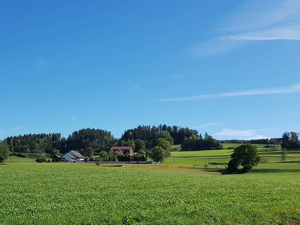 Lausanne zu verkaufen Angebautes Haus Schweiz - cChic-immoHub Ihr Immobilienportal