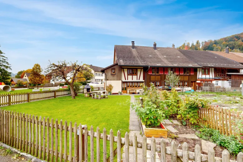 In vendita Casa annessa Zell ZH Svizzera - collaborazione con il portale immobiliare Smart-Propylaia