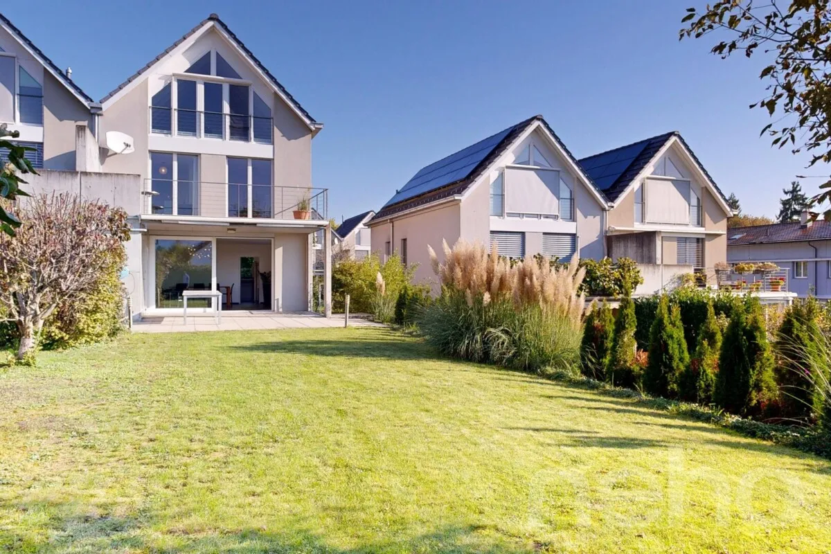 Reinach BL zu verkaufen Zwillingshaus Schweiz - cChic-immoHub Ihr Immobilienportal