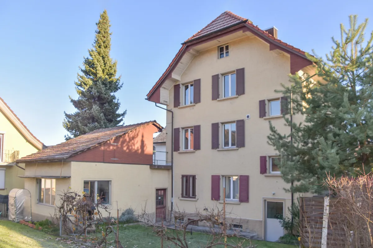 Gränichen zu verkaufen Wohn- und geschäftshaus Schweiz - cChic-immoHub Ihr Immobilienportal