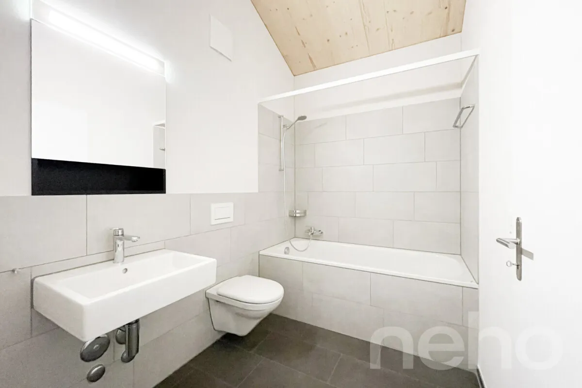 Spiringen zu verkaufen Attikawohnung Schweiz - cChic-immoHub Ihr Immobilienportal