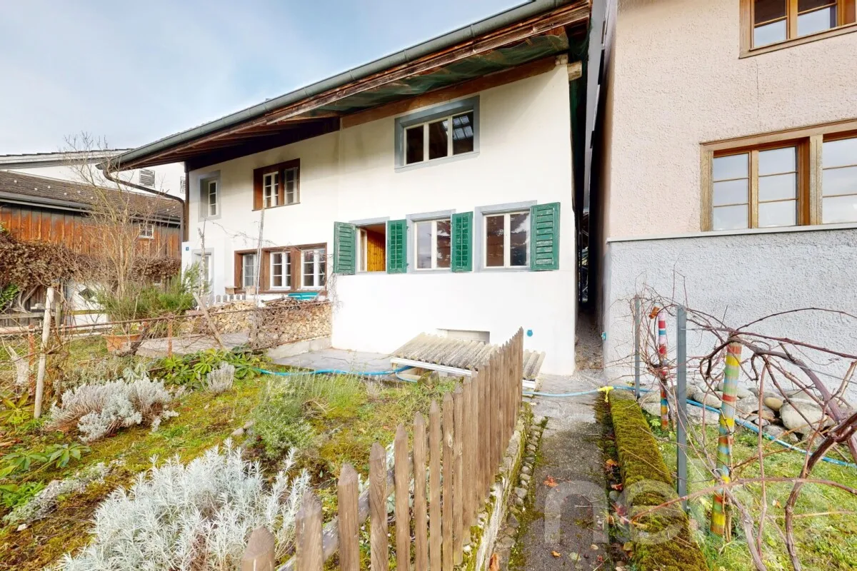 Rüti ZH zu verkaufen Angebautes Haus Schweiz - cChic-immoHub Ihr Immobilienportal