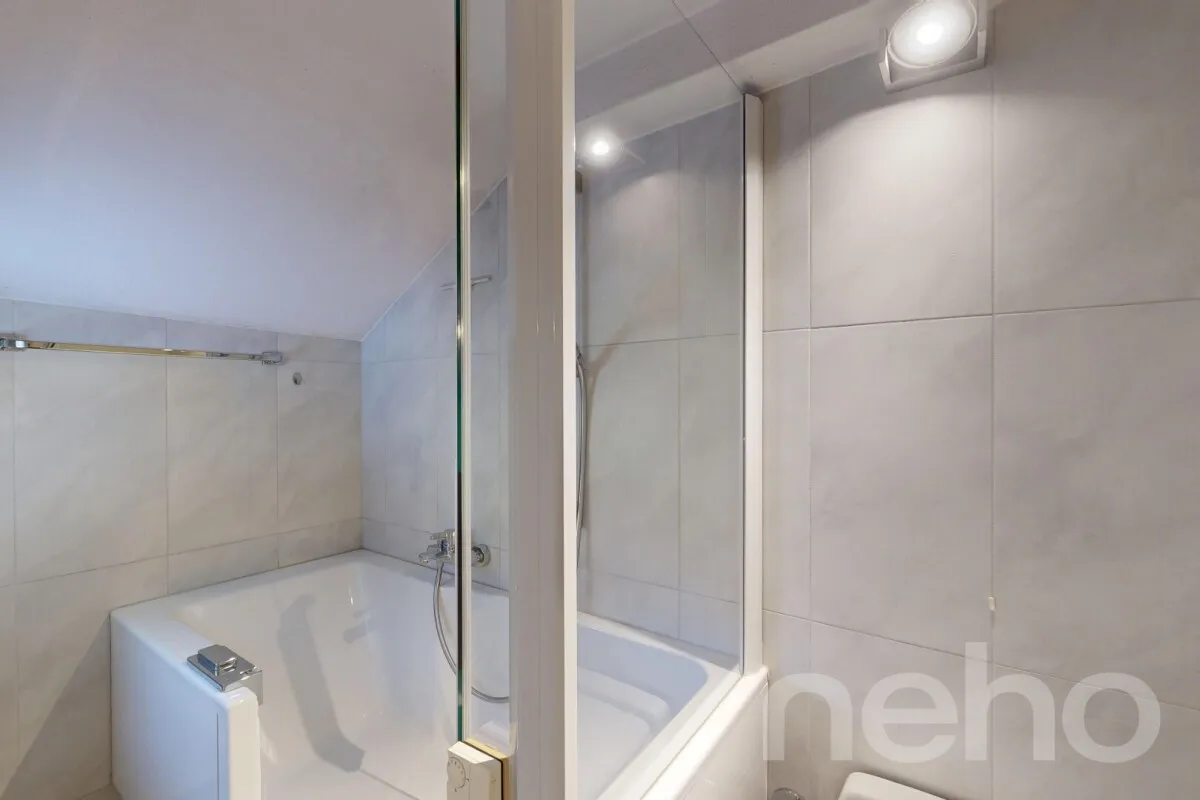 Rüti ZH zu verkaufen Angebautes Haus Schweiz - cChic-immoHub Ihr Immobilienportal