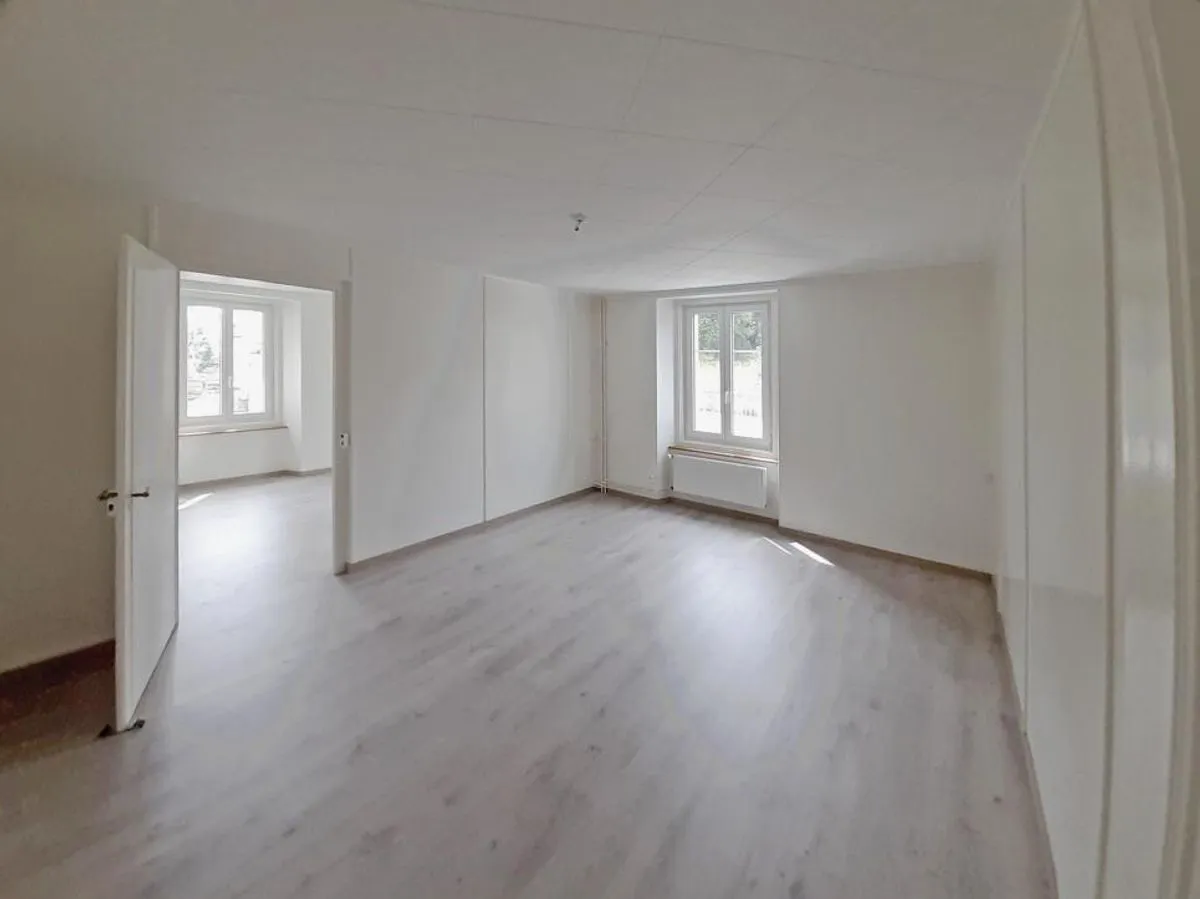 La Côte-aux-Fées zu verkaufen Wohn- und geschäftshaus Schweiz - cChic-immoHub Ihr Immobilienportal