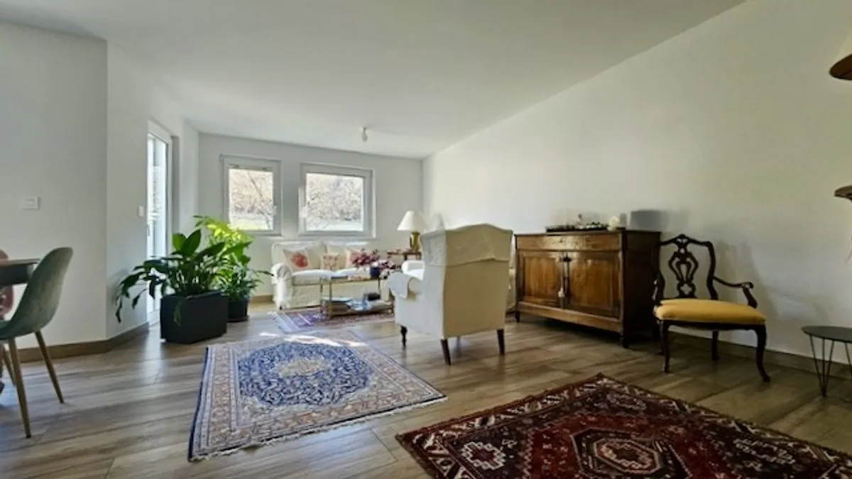 Fleurier zu verkaufen Angebautes Haus Schweiz - cChic-immoHub Ihr Immobilienportal