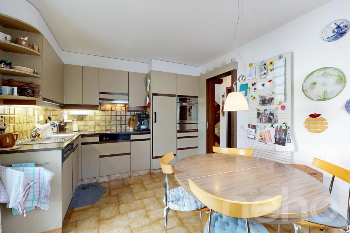 Moutier zu verkaufen Angebautes Haus Schweiz - cChic-immoHub Ihr Immobilienportal