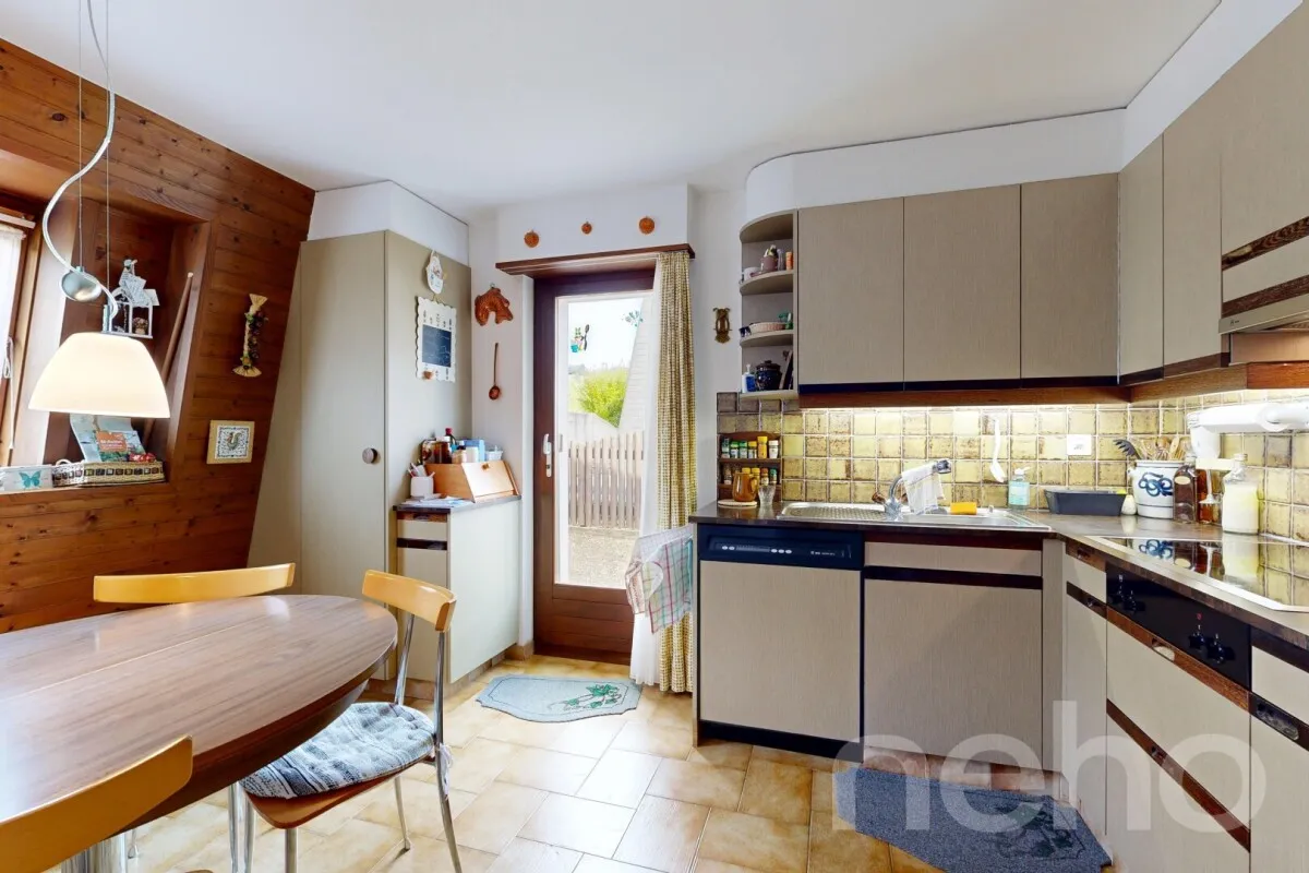 Moutier zu verkaufen Angebautes Haus Schweiz - cChic-immoHub Ihr Immobilienportal