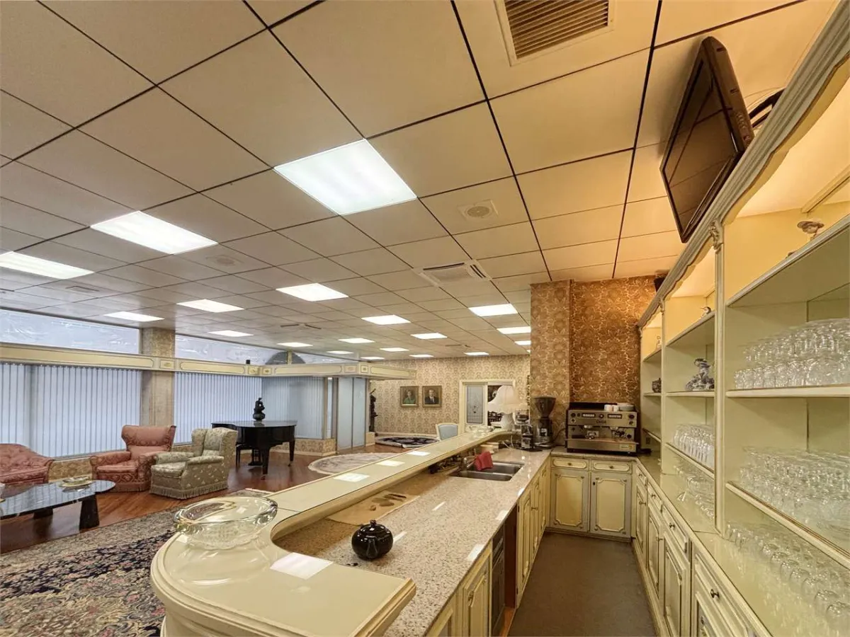 Lugano à louer Commerce Suisse - cChic-immoHub votre portail immobilier