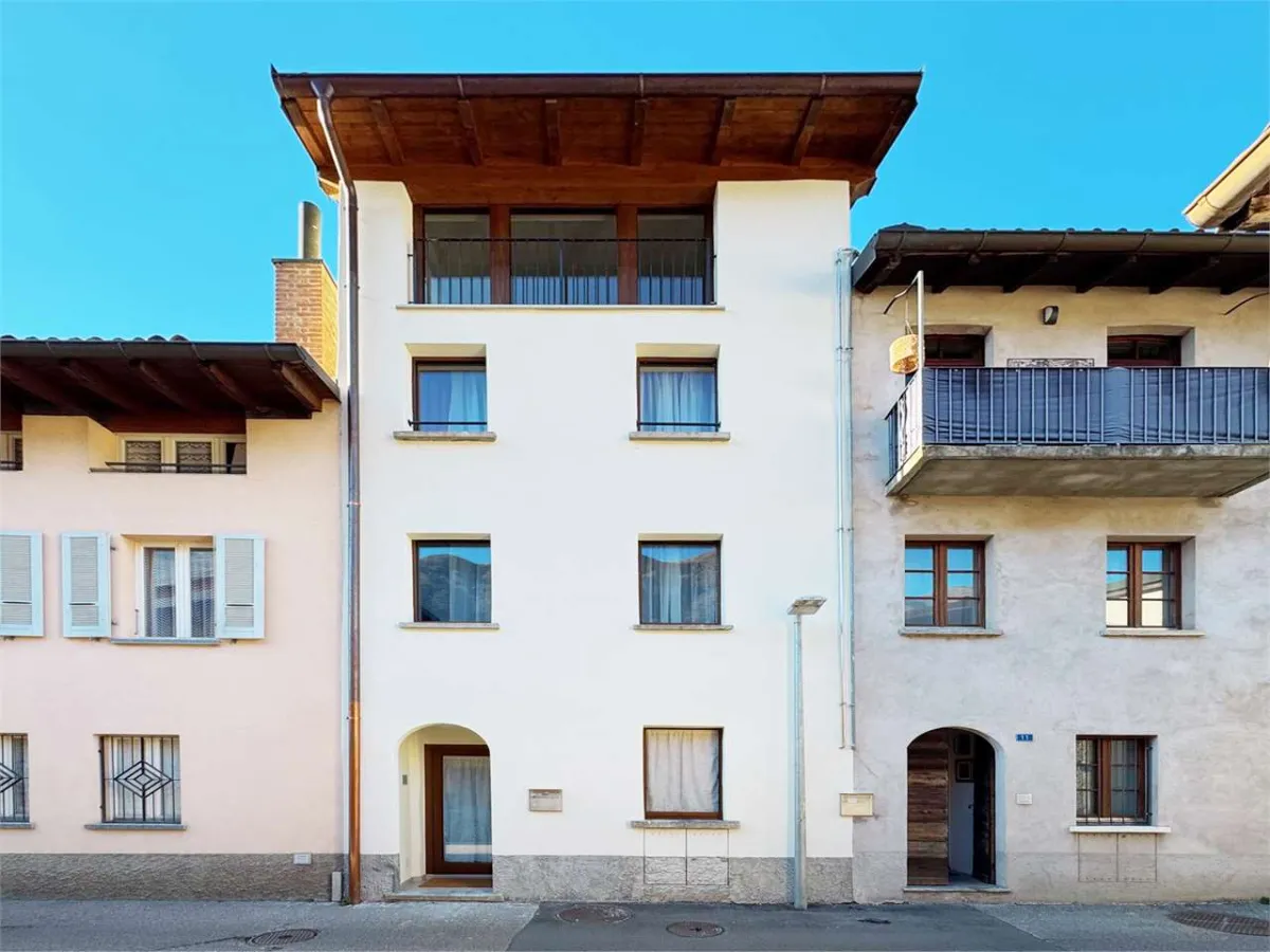 Riva San Vitale in affito Casa annessa Svizzera - 
cChic-immoHub Il vostro portale immobiliare