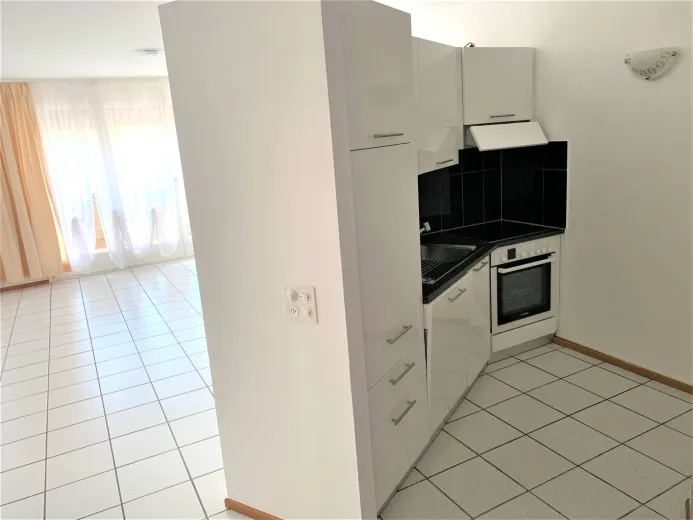 Appartamento in vendita a Taverne (2)