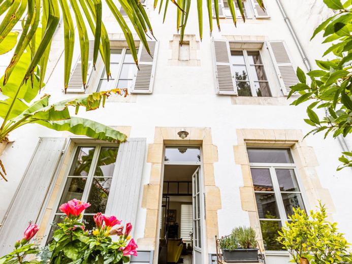 House for sale in La Rochelle - Smart Propylaia