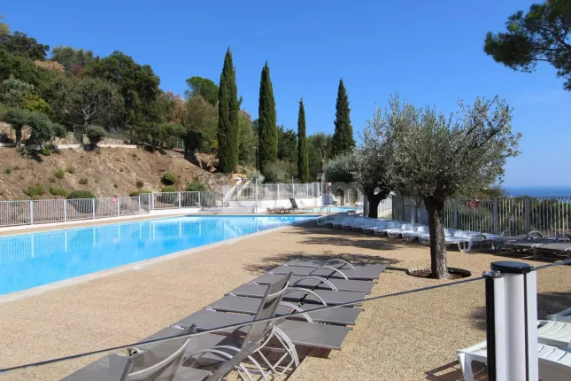 Haus zu verkaufen in Sainte-Maxime (2)