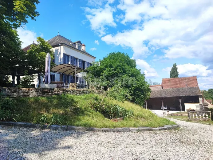 Haus zu verkaufen in Beaune - Smart Propylaia