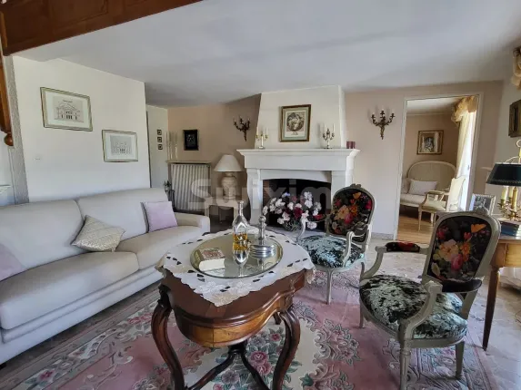 Haus zu verkaufen in Mâcon (3)