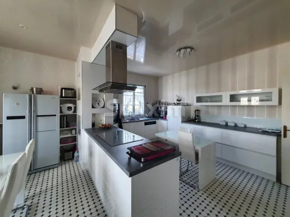 Haus zu verkaufen in Mâcon (5)