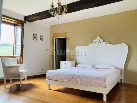 Mehrfamilienhaus zu verkaufen in Oyé (5)