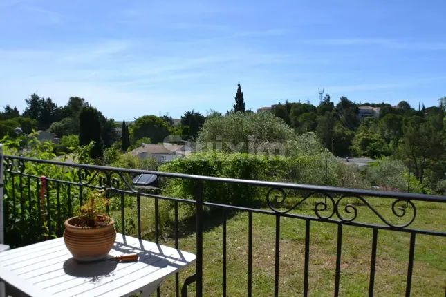 House for sale in Saint-Paul-et-Valmalle (17)