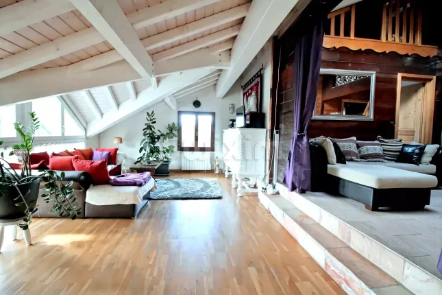 Casa in vendita a Perrignier