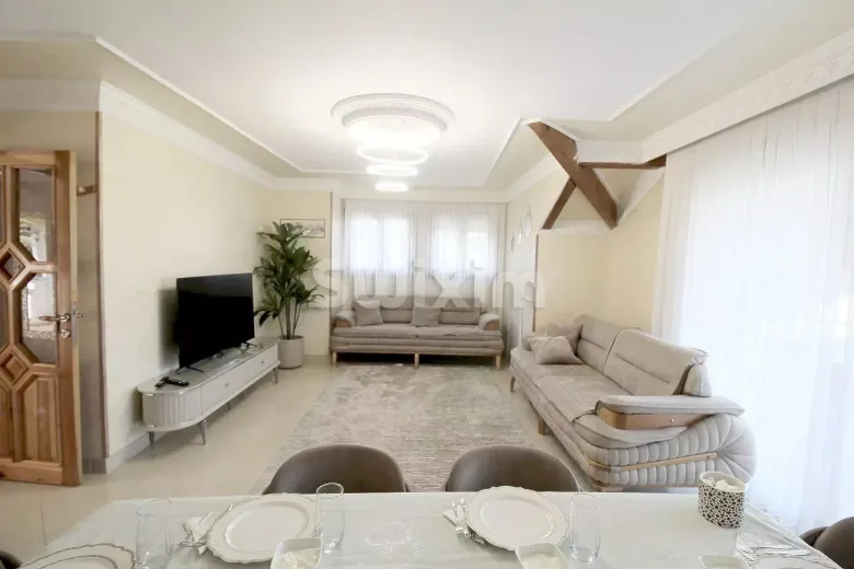 Casa in vendita a Vétraz-Monthoux - Proprietà in vendita a Vétraz-Monthoux, 15 locali, 366.18 m2 - Smart Propylaia (3)