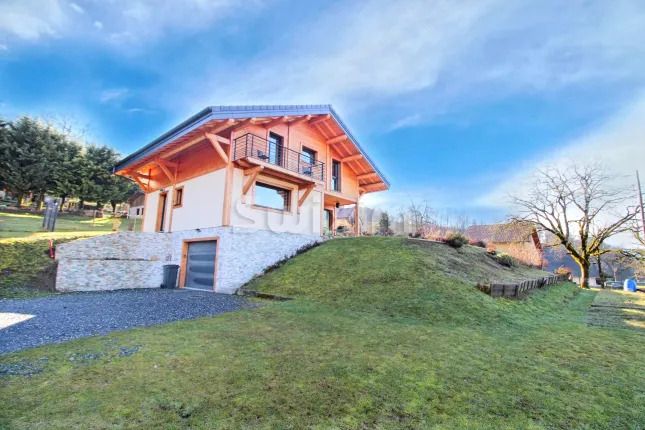 Casa in vendita a Viuz-en-Sallaz