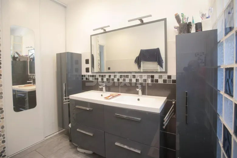 Haus zu verkaufen in Saint-Gilles - Smart Propylaia (4)