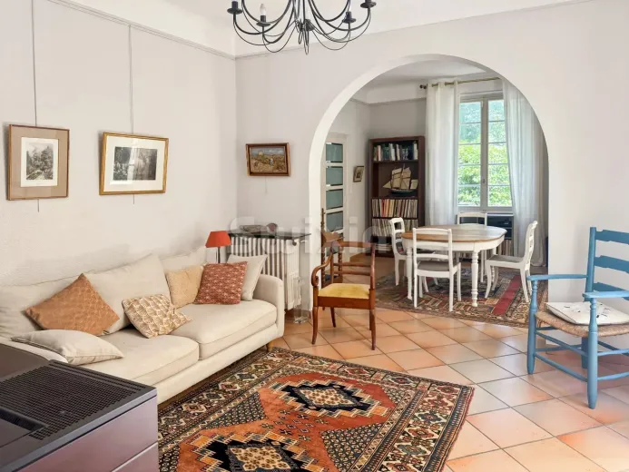 Casa in vendita a Viviers - Casa unifamiliare in vendita a Viviers, 10 locali, 190 m2 - Smart Propylaia (6)