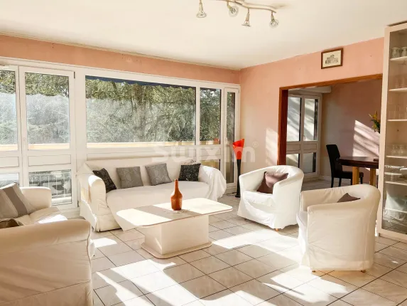 Wohnung zu verkaufen in Pessac (2)