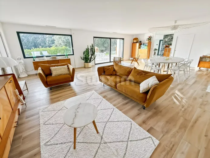 Casa in vendita a Bourg-Saint-Andéol - Smart Propylaia