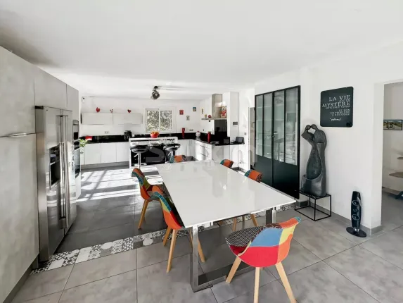 Maison à vendre à Aiguèze (6)