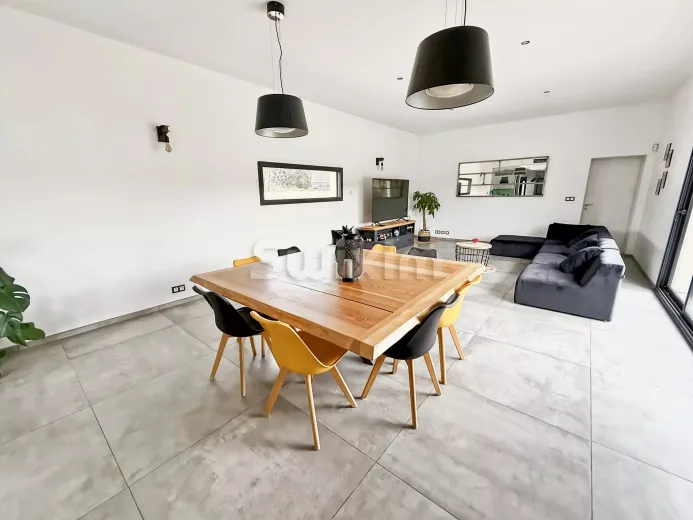 Haus zu verkaufen in La Garde-Adhémar - Einfamilienhaus zu verkaufen in La Garde-Adhémar, 6 Zimmer, 153 m2 - Smart Propylaia (9)