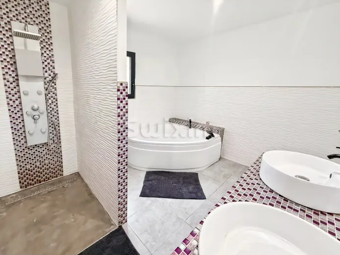 Haus zu verkaufen in La Garde-Adhémar - Smart Propylaia (16)