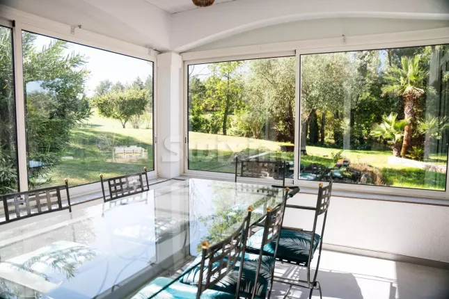 Einfamilienhaus zu verkaufen in Montélimar, 6 Zimmer, 160 m2