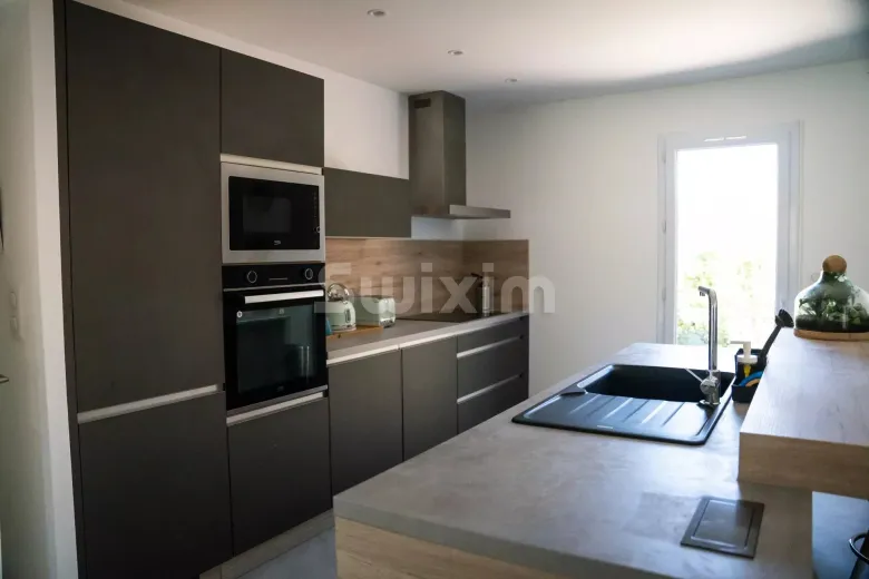 Haus zu verkaufen in Montélimar - Einfamilienhaus zu verkaufen in Montélimar, 6 Zimmer, 160 m2 - Smart Propylaia (9)