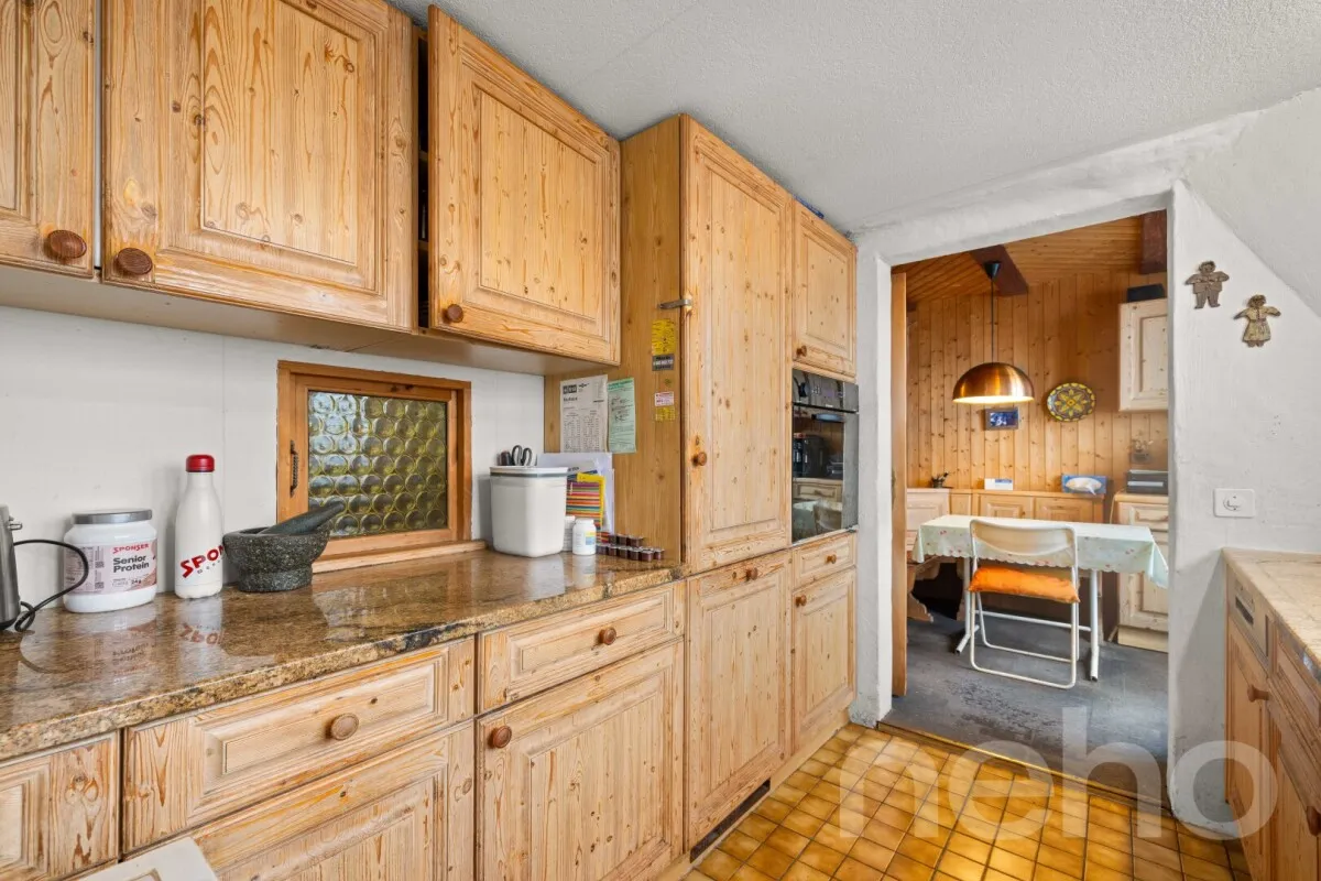 Egg b. Zürich zu verkaufen Angebautes Haus Schweiz - cChic-immoHub Ihr Immobilienportal