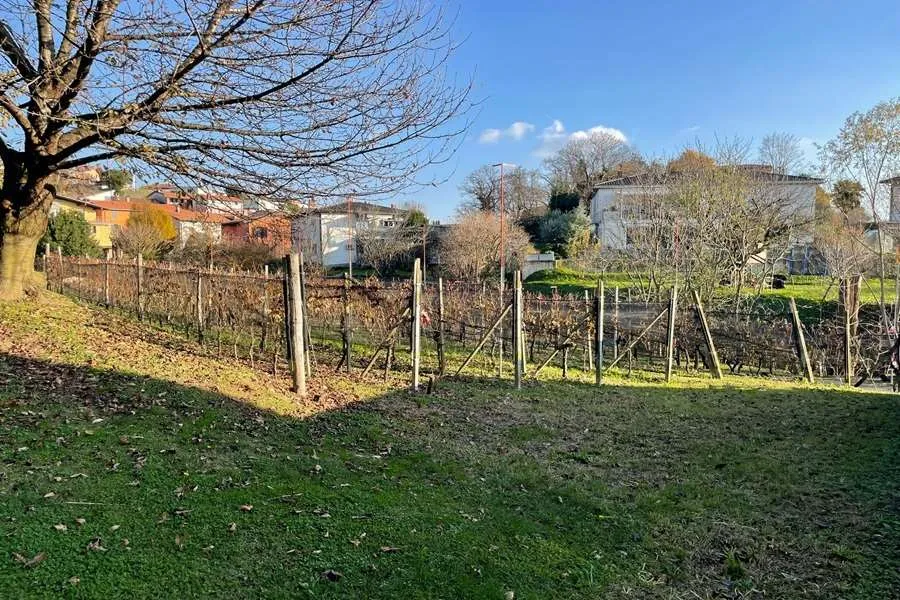 Coldrerio for sale Plot Switzerland - cChic-immoHub your real estate portal