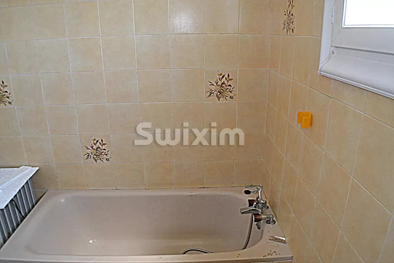 House for sale in Saint-Paul-et-Valmalle - Smart Propylaia (37)