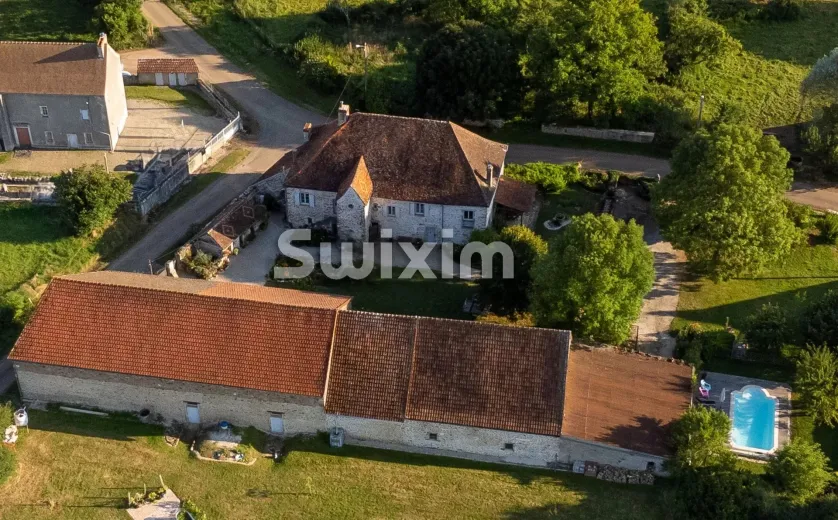 Casa in vendita a Beaune - ANTICA CASA COLONICA CON ANNESSI - Smart Propylaia (36)