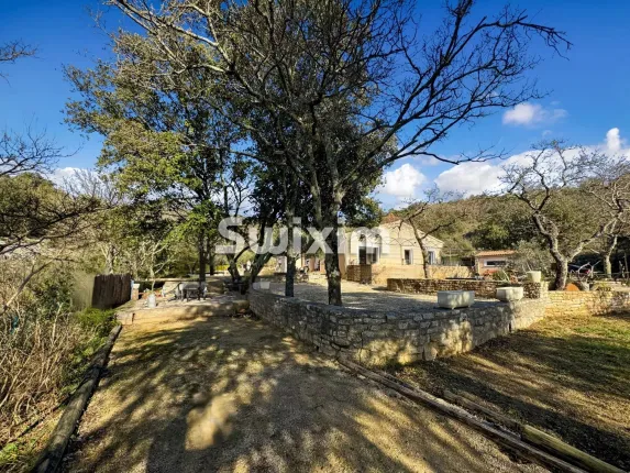 Maison à vendre à Aiguèze (13)